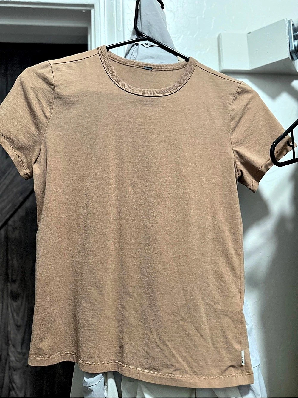 Vuori Short Sleeve Feather Classic Tee Brown XS